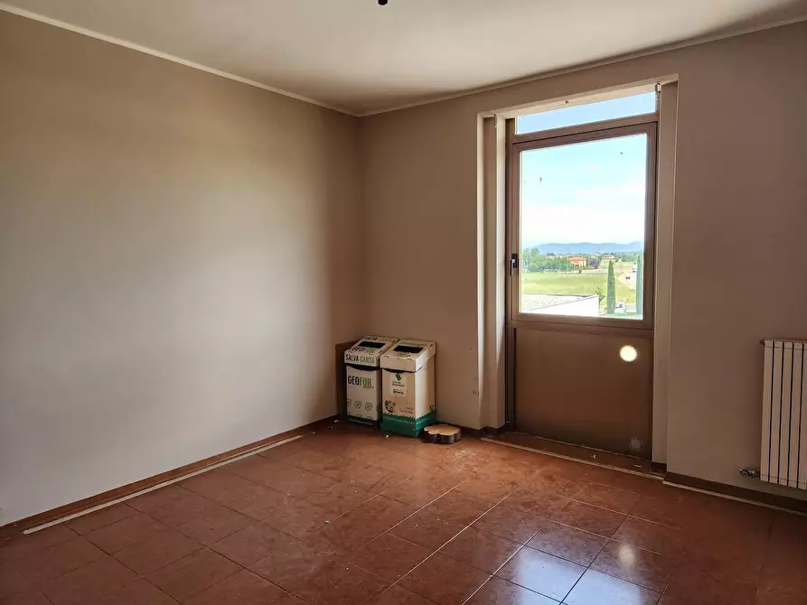 Immagine 12 di Ufficio in affitto  a Santa Croce Sull'arno