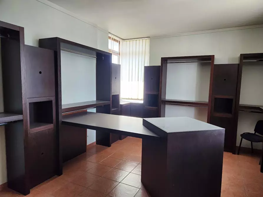 Immagine 5 di Ufficio in affitto  a Santa Croce Sull'arno