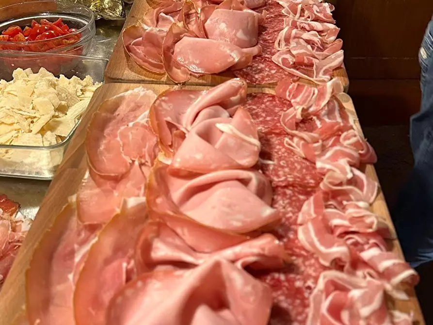 Immagine 8 di Bar / Ristorante in vendita  a Pisa