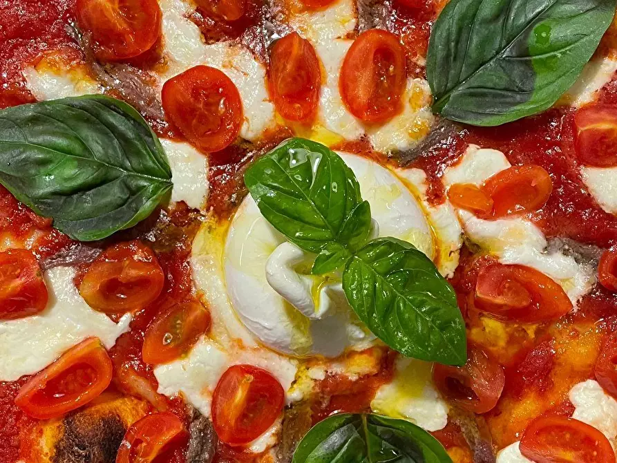 Immagine 11 di Bar / Ristorante in vendita  a Pisa