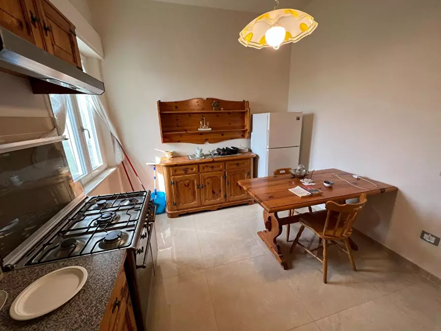 Immagine 9 di Villa in vendita  a Cecina