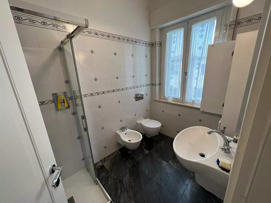 Immagine 17 di Villa in vendita  a Cecina