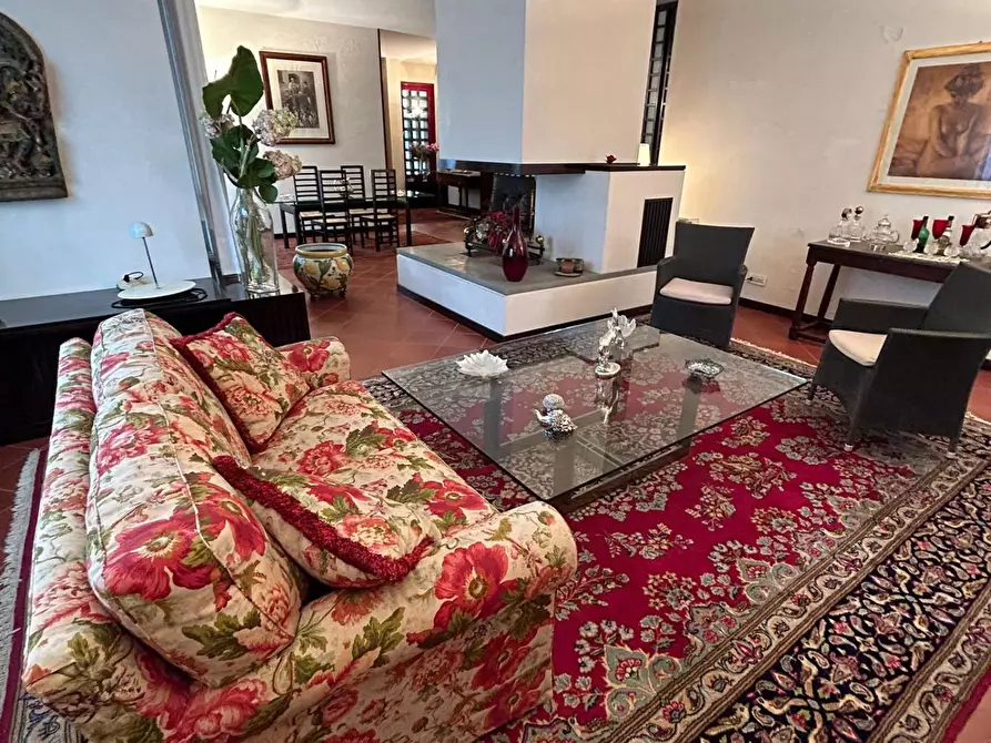 Immagine 4 di Villa in vendita  a Santa Croce Sull'arno