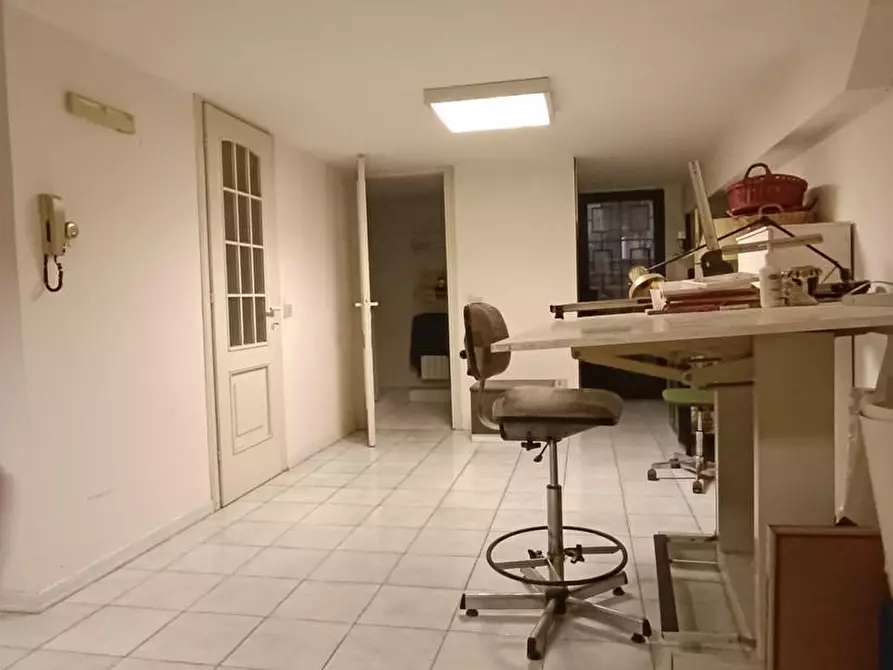 Immagine 10 di Villetta a schiera in vendita  a Ortonovo