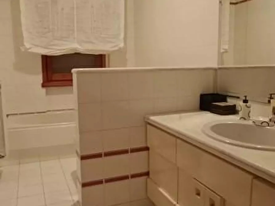 Immagine 25 di Villetta a schiera in vendita  a Ortonovo