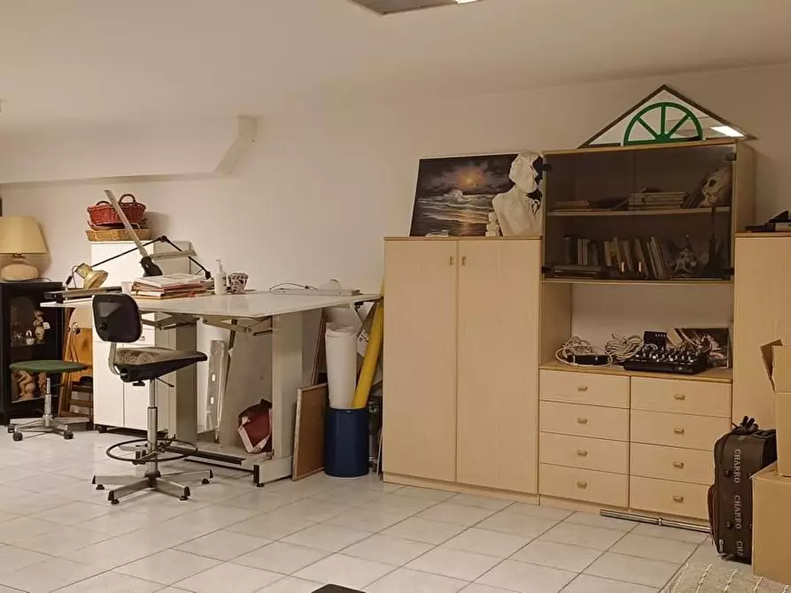 Immagine 11 di Villetta a schiera in vendita  a Ortonovo