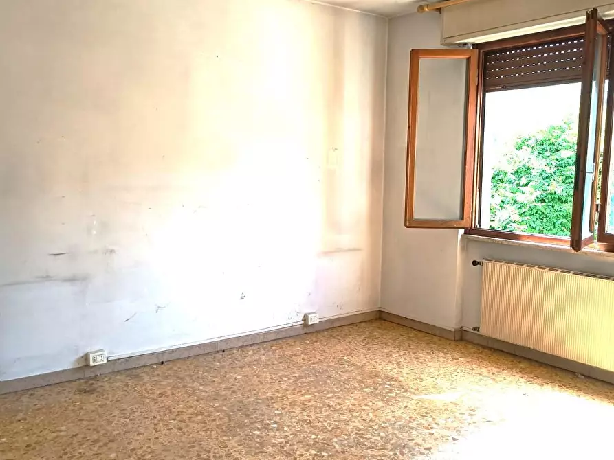 Immagine 10 di Appartamento in vendita  a Borgo A Mozzano