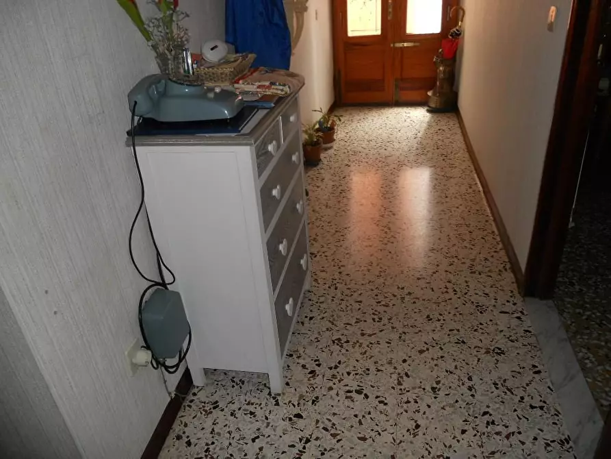 Immagine 11 di Casa colonica in vendita  a Coreglia Antelminelli