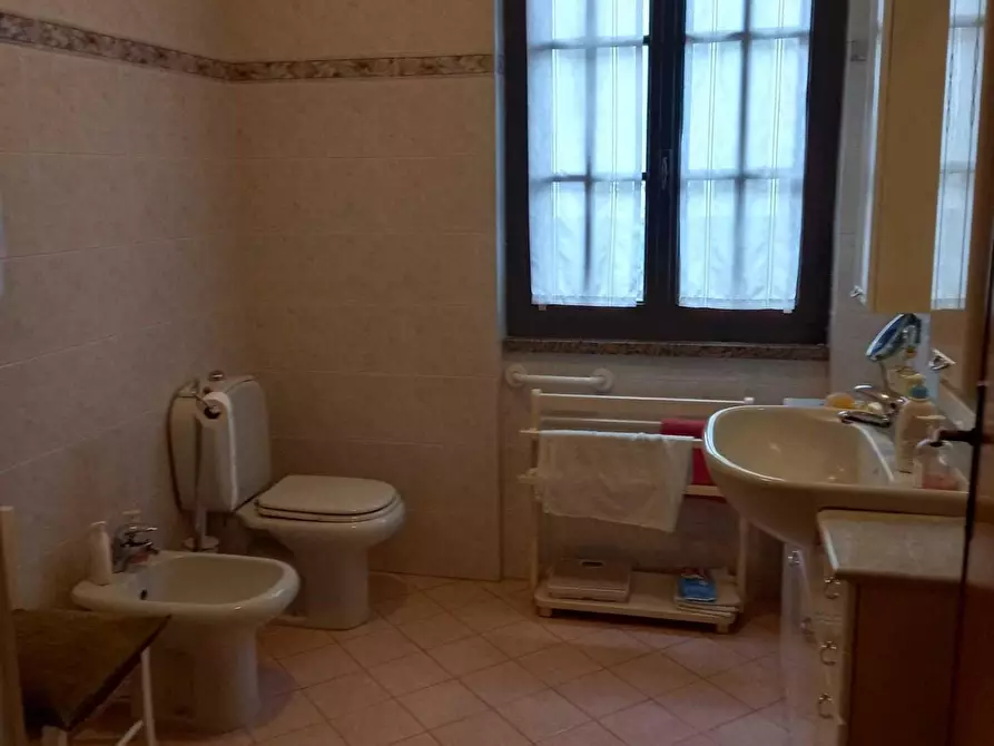 Immagine 23 di Casa semindipendente in vendita  a Carrara