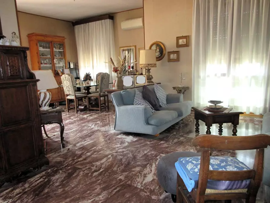 Immagine 2 di Mansarda in vendita  a Empoli