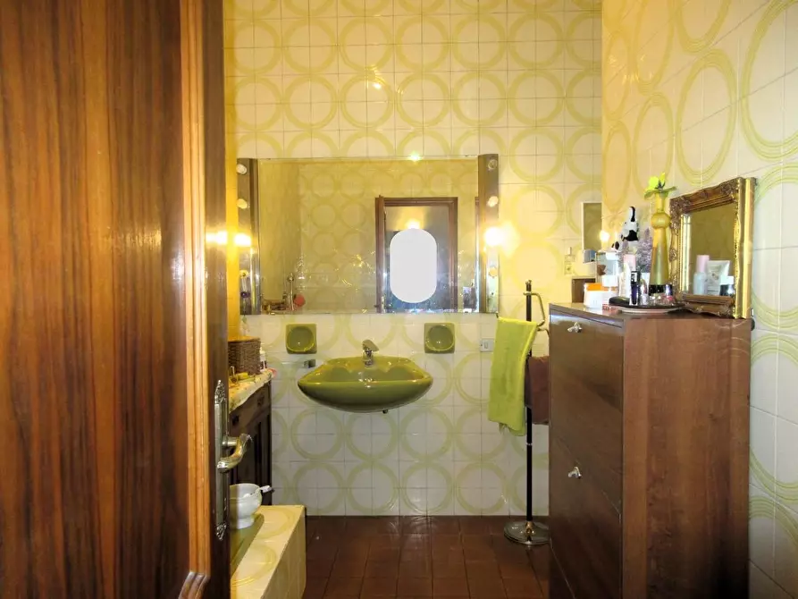 Immagine 13 di Mansarda in vendita  a Empoli