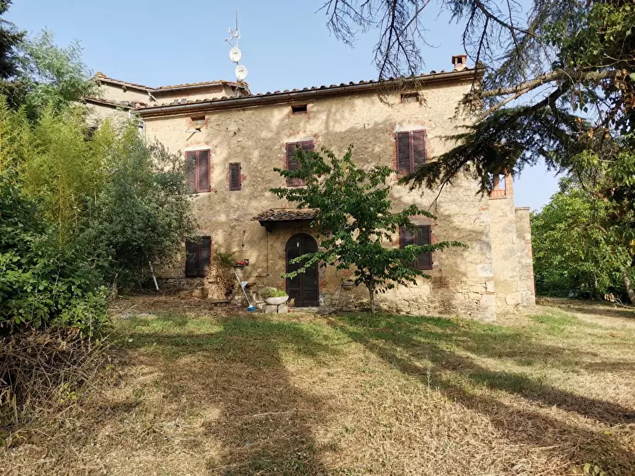 Immagine 1 di Villa in vendita  a Colle Di Val D'elsa