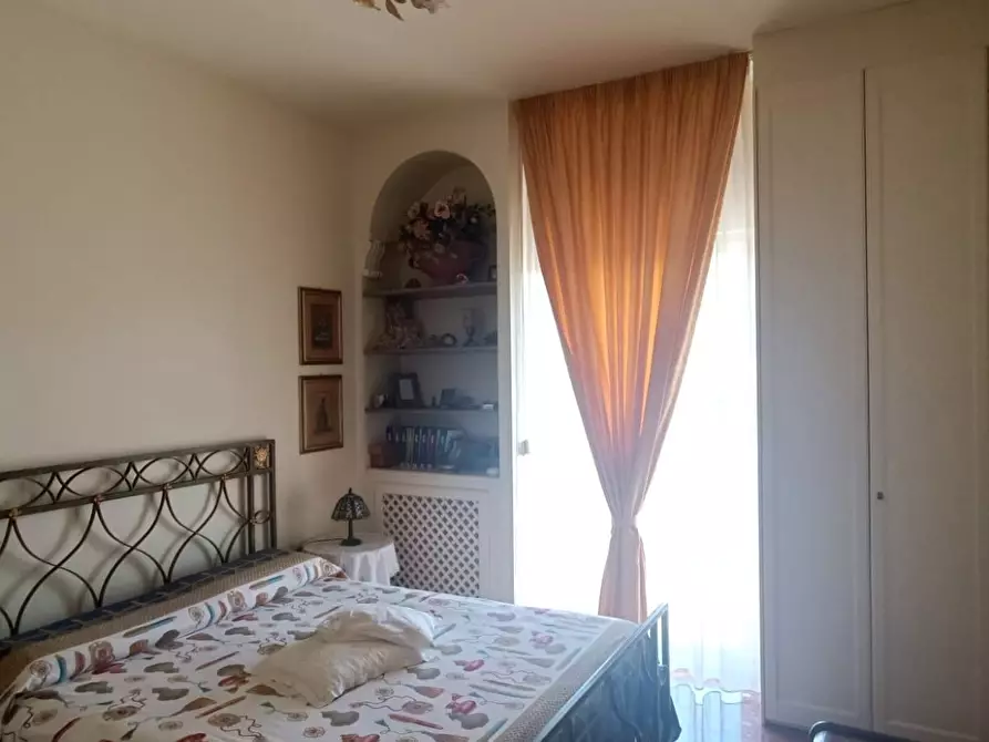 Immagine 3 di Casa bifamiliare in vendita  a Viareggio
