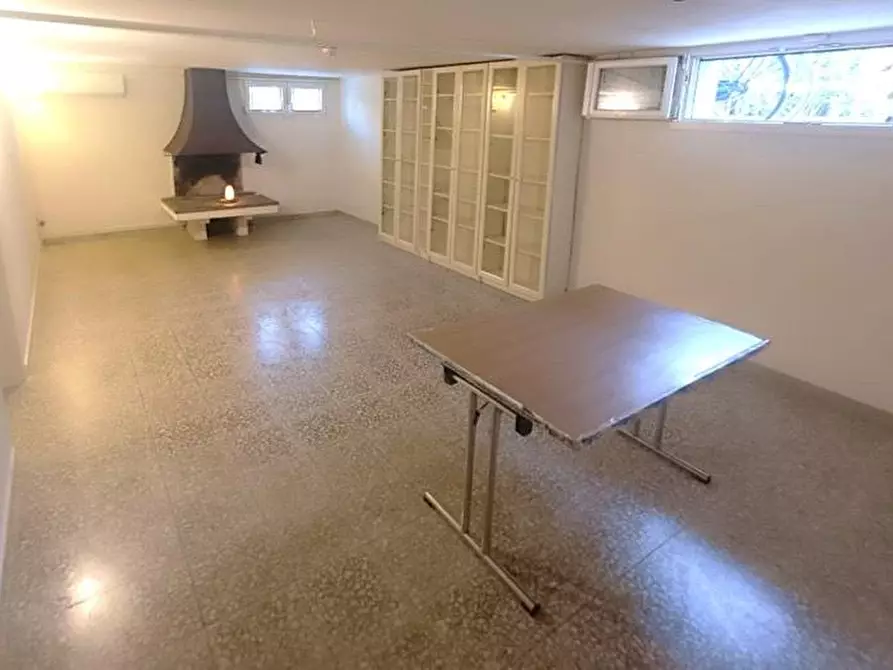 Immagine 18 di Casa bifamiliare in vendita  a Viareggio