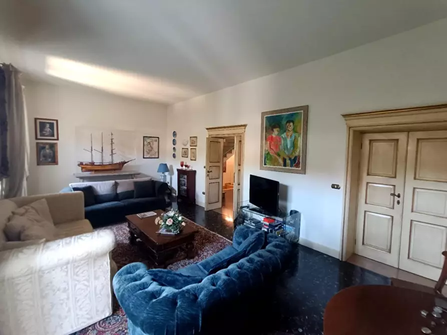 Immagine 12 di Casa bifamiliare in vendita  a Viareggio