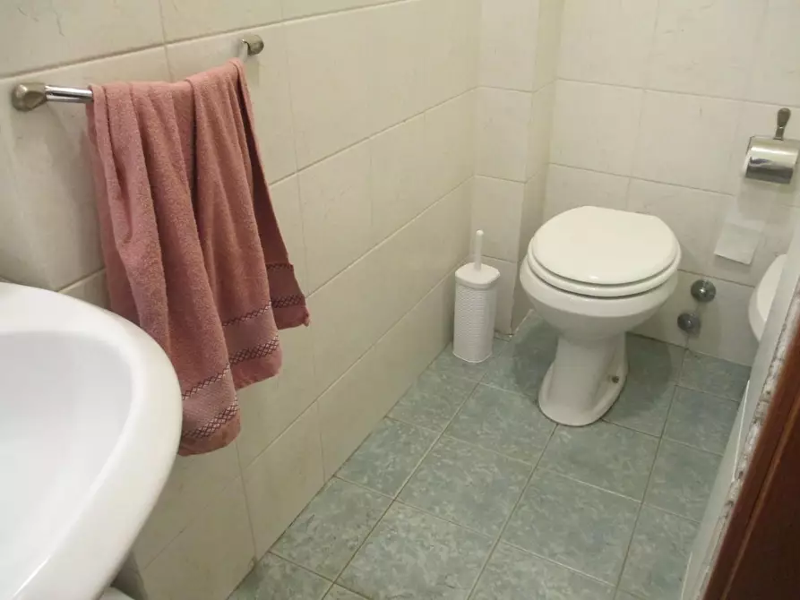 Immagine 5 di Appartamento in vendita  a Cascina