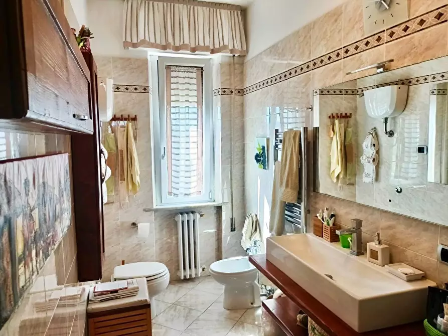 Immagine 22 di Appartamento in vendita  a Sovicille