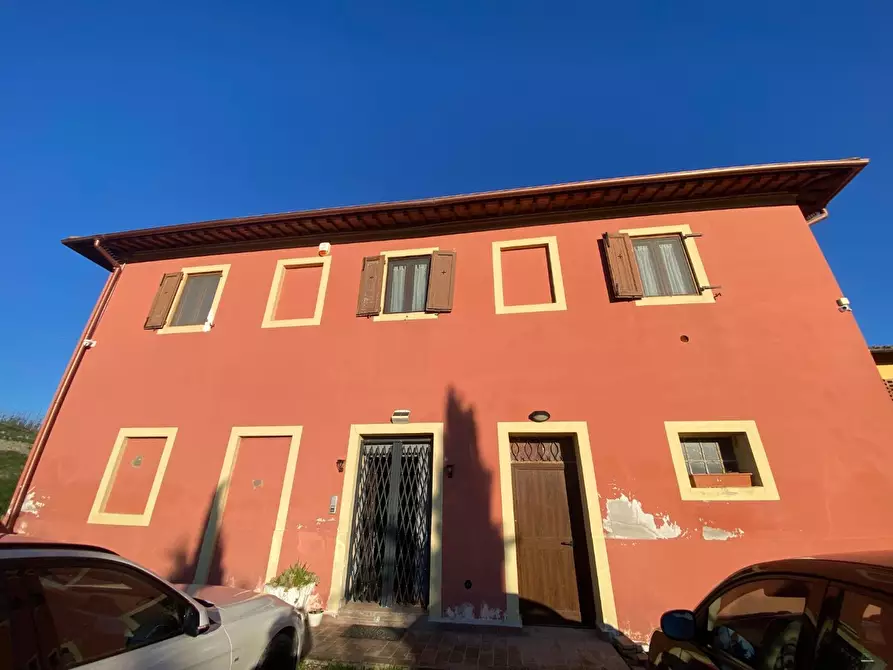 Immagine 1 di Casa indipendente in vendita  a Castelfiorentino