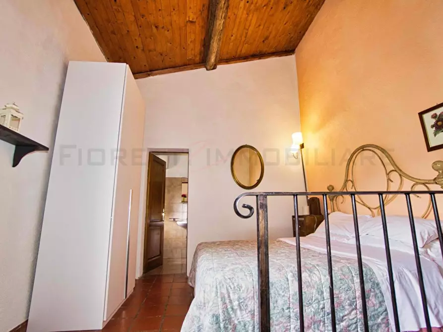 Immagine 36 di Casa colonica in vendita  a Castelnuovo Val Di Cecina
