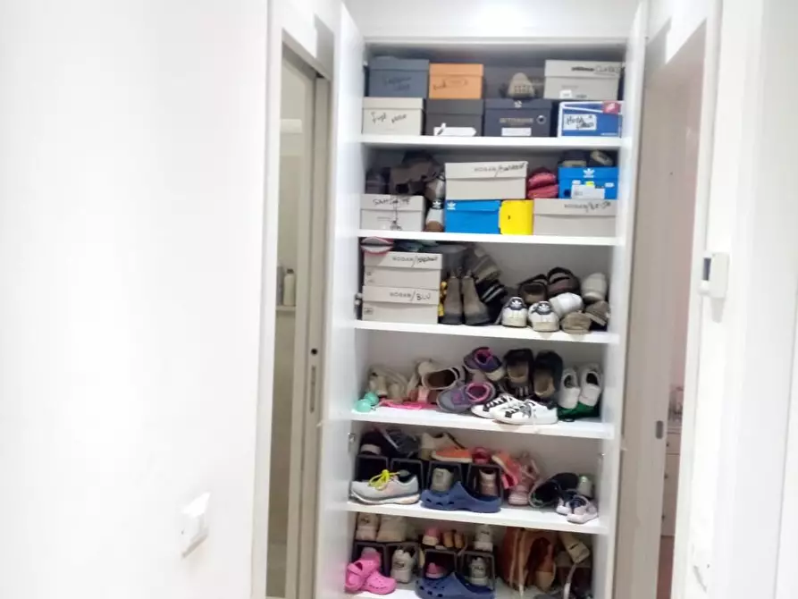 Immagine 23 di Appartamento in vendita  a Carrara