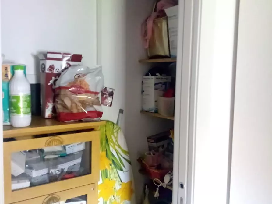 Immagine 6 di Appartamento in vendita  a Carrara