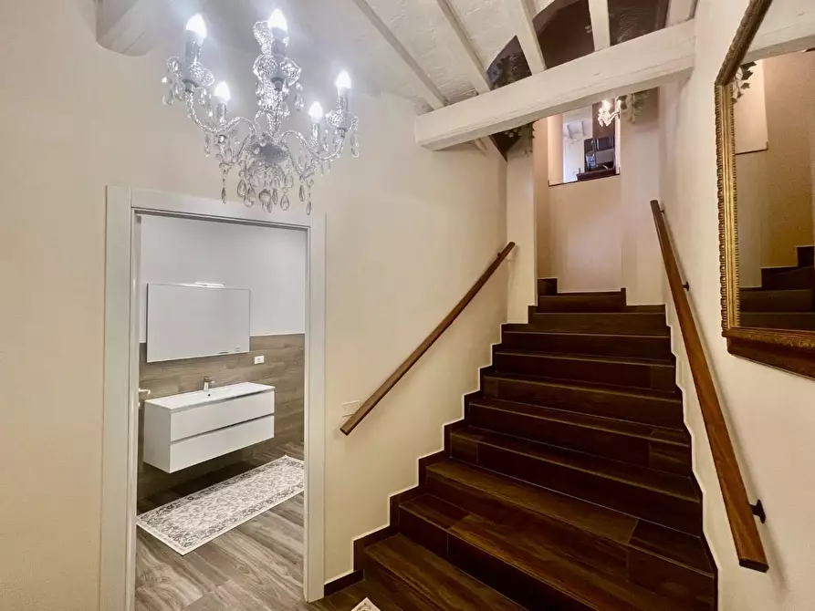 Immagine 17 di Terratetto in vendita  a Pisa