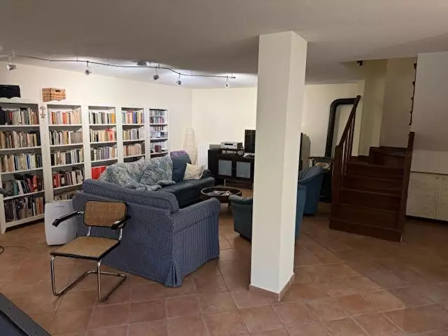 Immagine 10 di Casa bifamiliare in vendita  a Calci