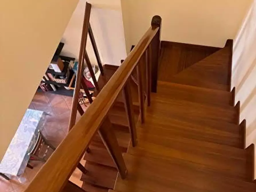 Immagine 15 di Casa bifamiliare in vendita  a Calci