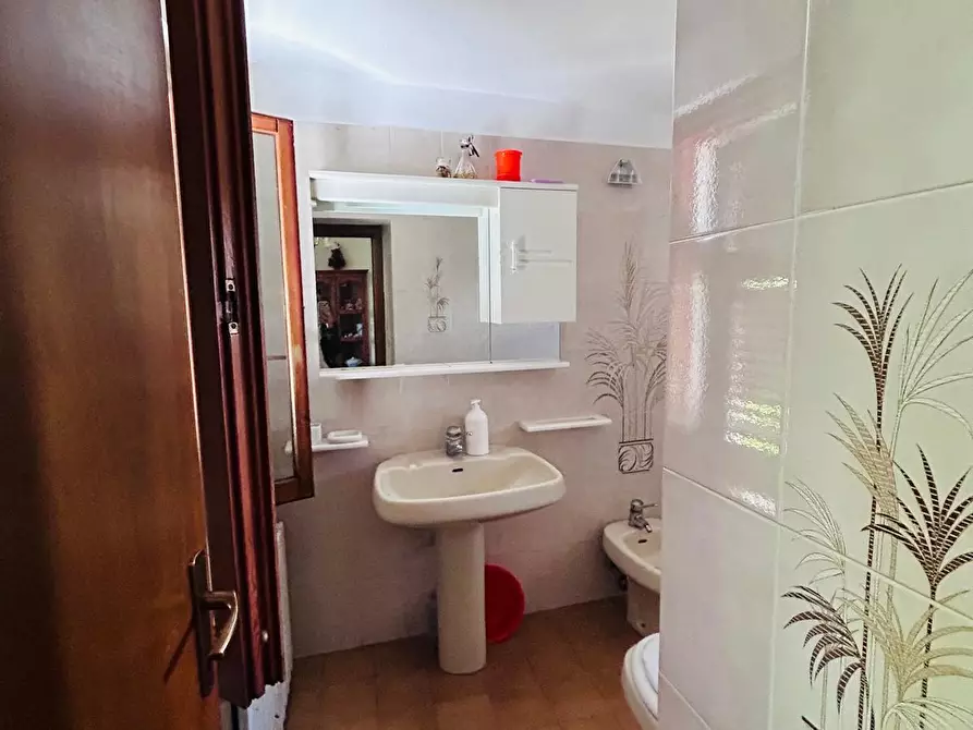 Immagine 15 di Casa semindipendente in vendita  a Aulla