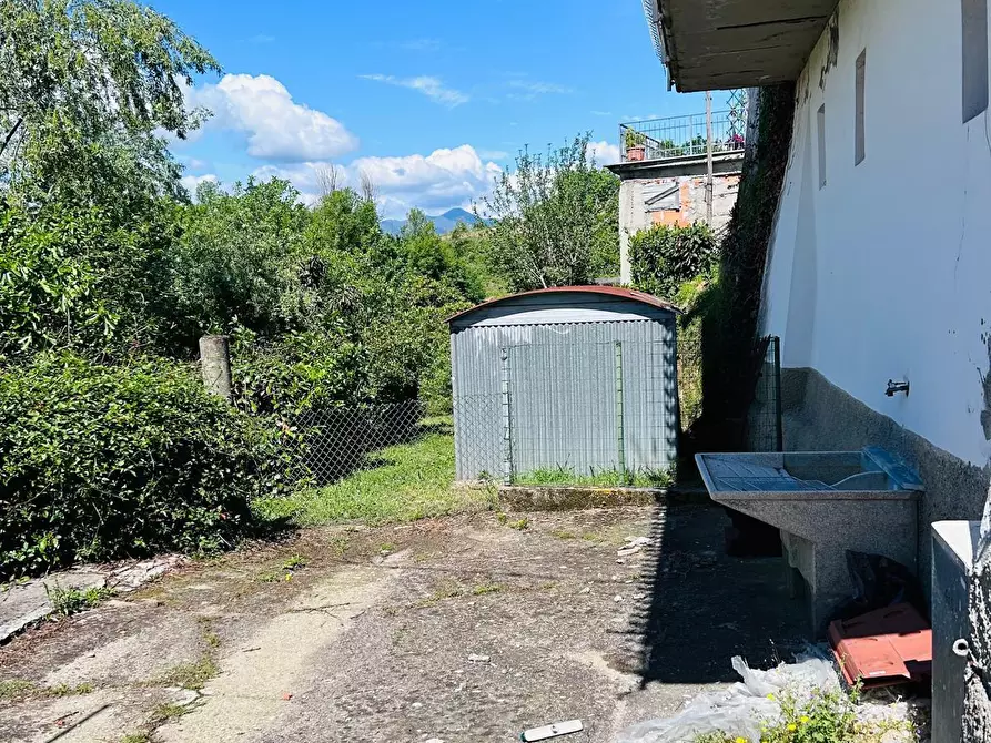 Immagine 17 di Casa semindipendente in vendita  a Aulla