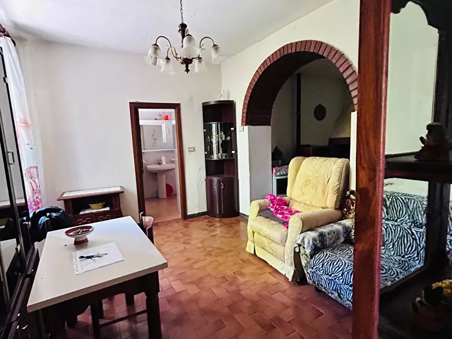 Immagine 13 di Casa semindipendente in vendita  a Aulla