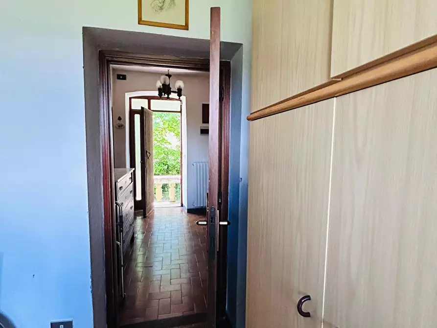 Immagine 9 di Casa semindipendente in vendita  a Aulla