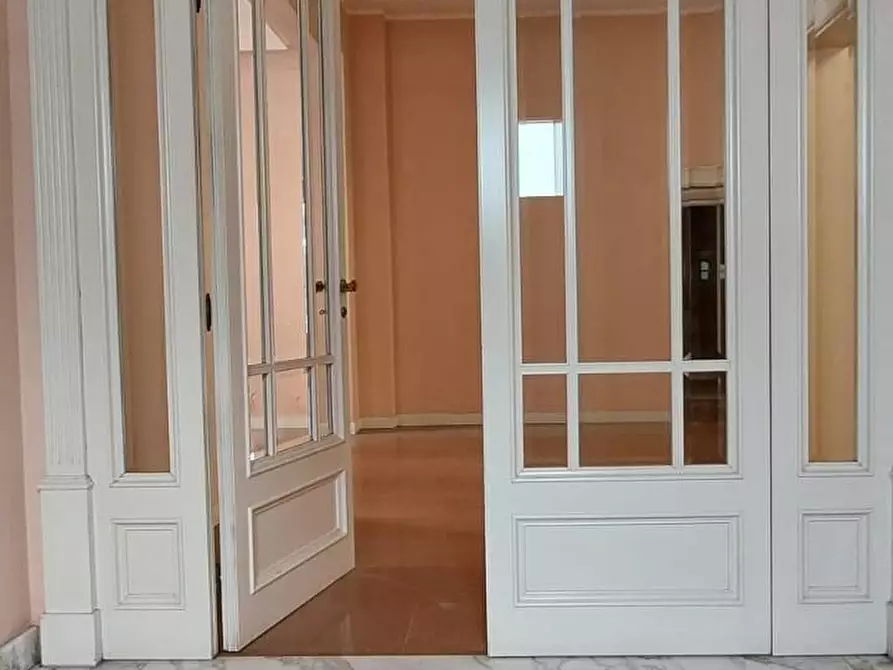 Immagine 4 di Villa in vendita  a Empoli