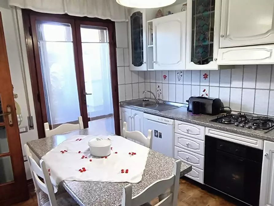 Immagine 5 di Appartamento in vendita  a San Giuliano Terme