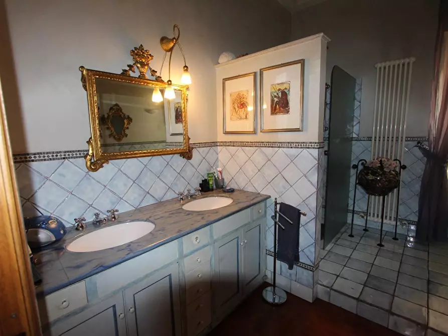 Immagine 27 di Mansarda in vendita  a La Spezia