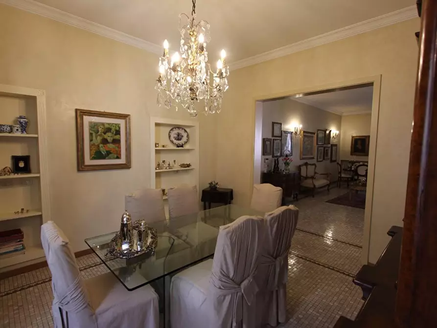 Immagine 16 di Mansarda in vendita  a La Spezia