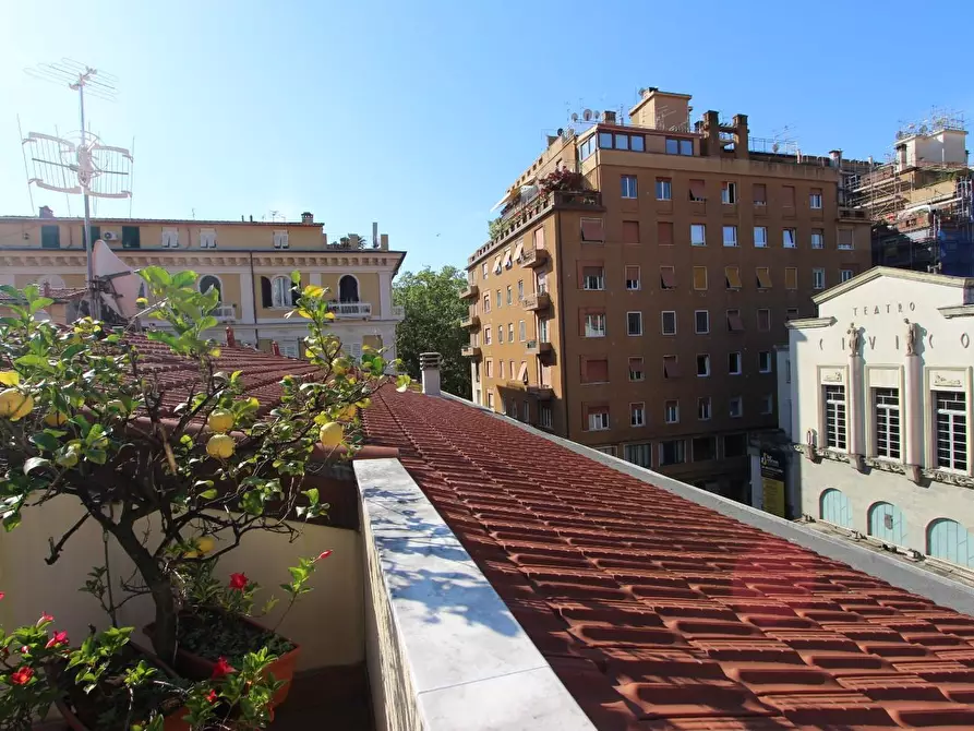 Immagine 47 di Mansarda in vendita  a La Spezia