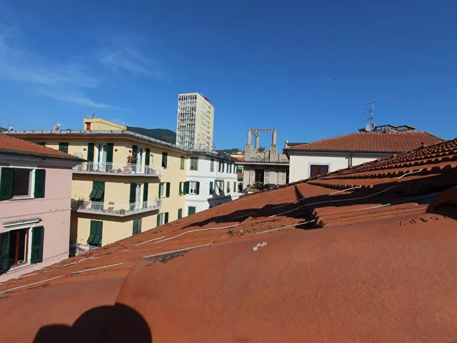 Immagine 48 di Mansarda in vendita  a La Spezia