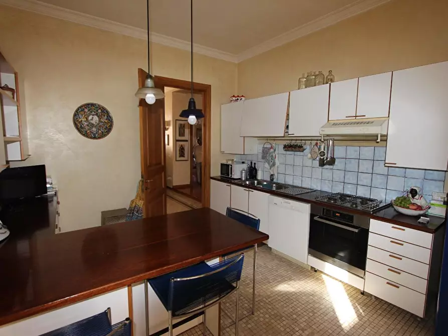 Immagine 15 di Mansarda in vendita  a La Spezia