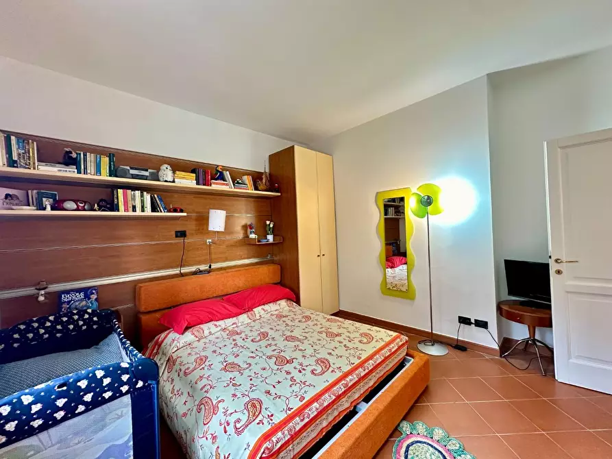 Immagine 44 di Villa in vendita  a Massa