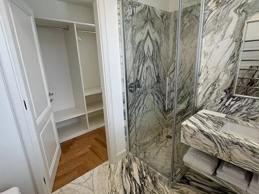 Immagine 17 di Villa in affitto  a Forte Dei Marmi