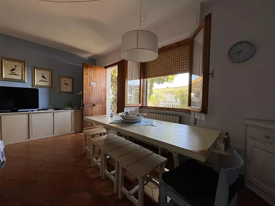 Immagine 12 di Appartamento in vendita  a Massa