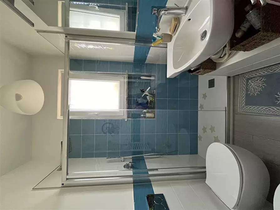 Immagine 19 di Appartamento in vendita  a Massa