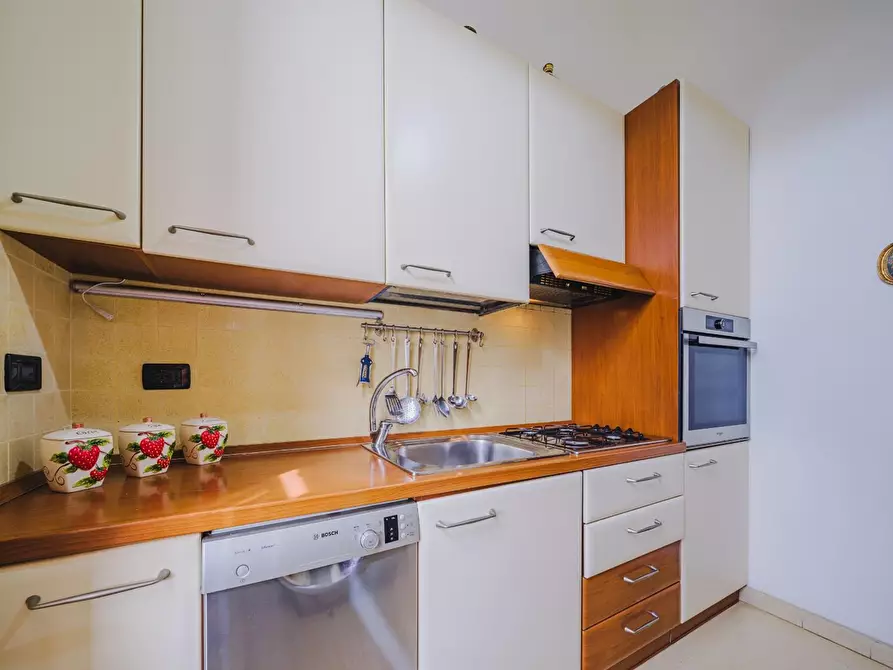 Immagine 7 di Appartamento in vendita  a Pisa