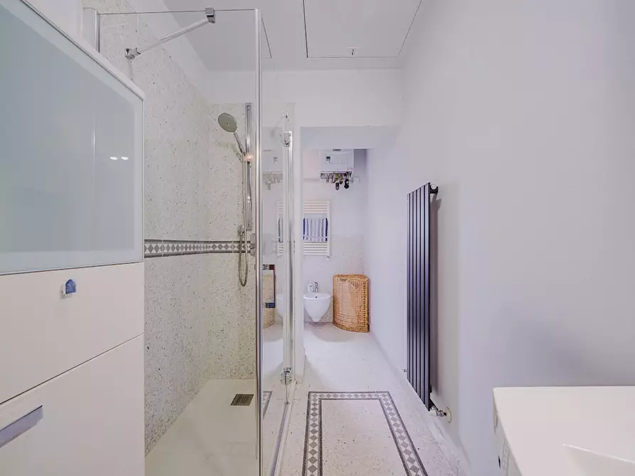 Immagine 18 di Appartamento in vendita  a Pisa