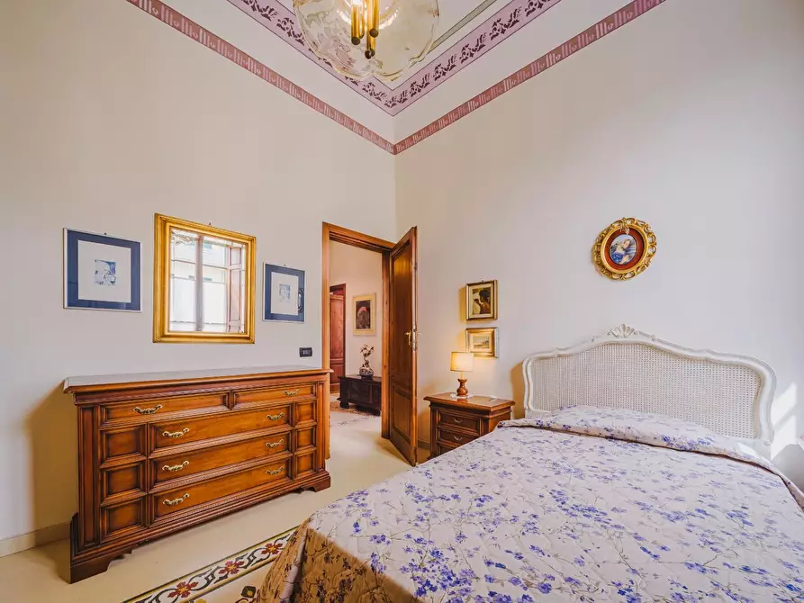 Immagine 10 di Appartamento in vendita  a Pisa