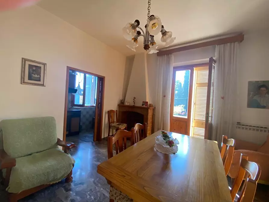 Immagine 12 di Appartamento in vendita  a Vinci