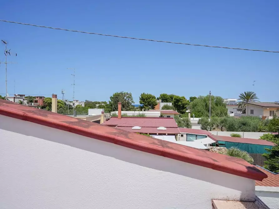 Immagine 29 di Villa in vendita  a Bari