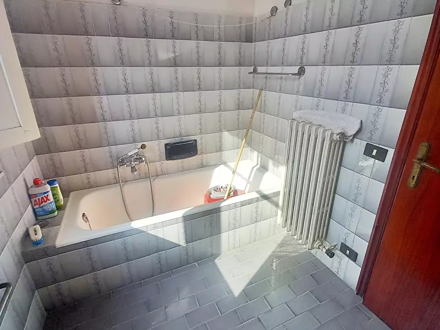 Immagine 27 di Appartamento in vendita  a Castelfiorentino