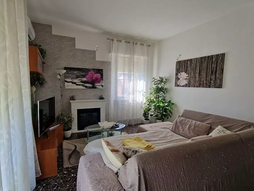 Immagine 9 di Appartamento in vendita  a Pisa